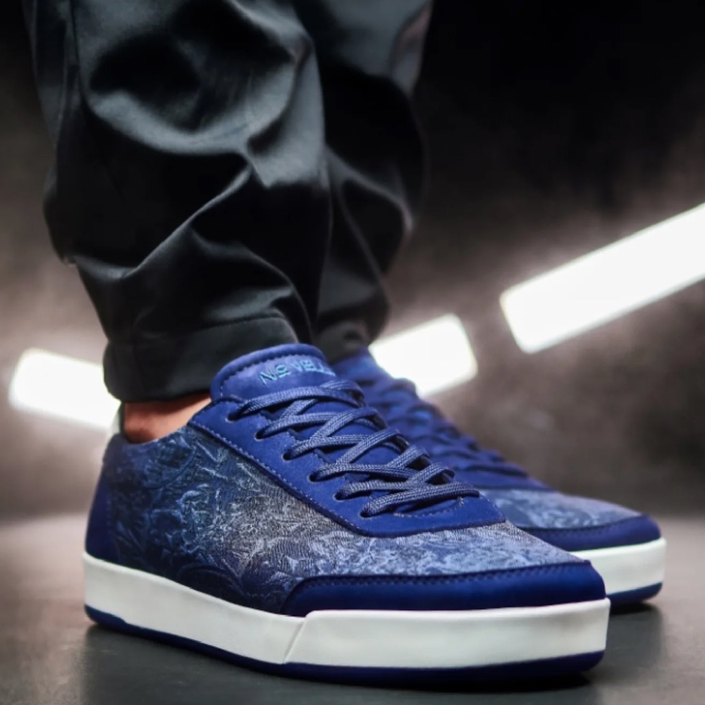 Novella Men's Size 7 or Women's Size 8.5 (Pick which number)